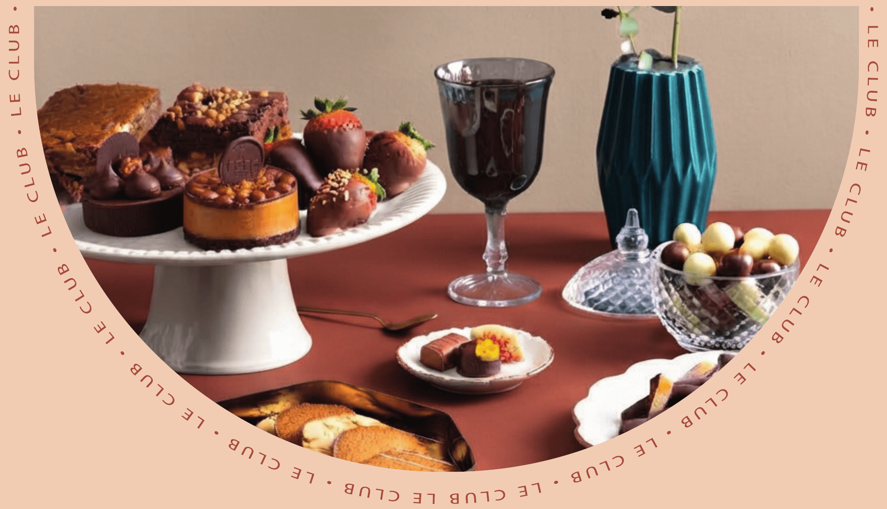 Selección de chocolates y pastelería La Fête · Le Club Bronce